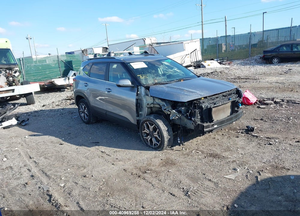 2023 KIA SELTOS EX VIN: KNDERCAA8P7467608