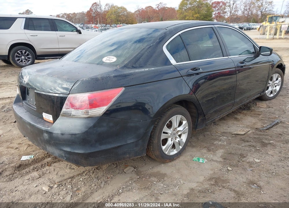 2008 HONDA ACCORD 2.4 LX-P VIN: 1HGCP26468A000820