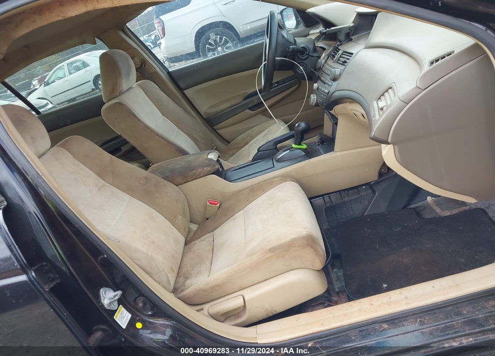 2008 HONDA ACCORD 2.4 LX-P VIN: 1HGCP26468A000820