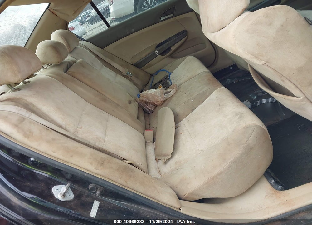 2008 HONDA ACCORD 2.4 LX-P VIN: 1HGCP26468A000820