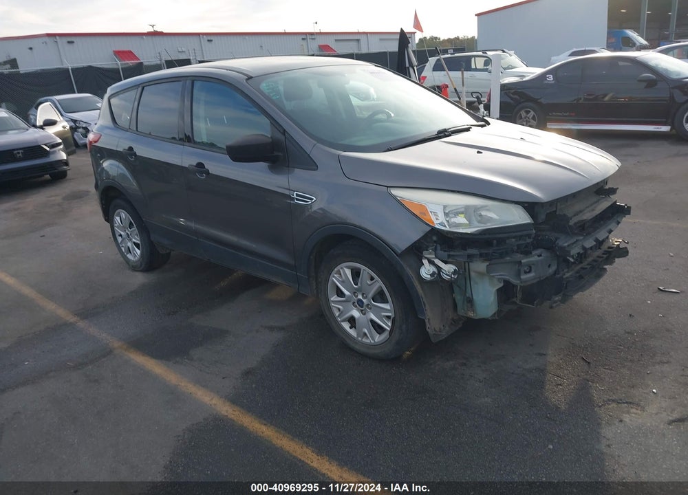 2014 FORD ESCAPE S VIN: 1FMCU0F72EUB39063