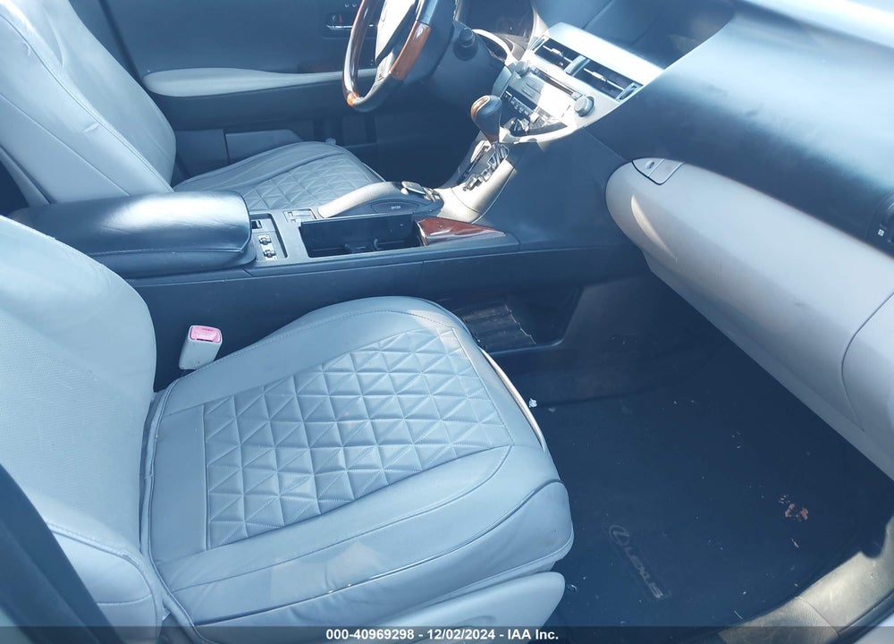 2010 LEXUS RX 450H VIN: JTJBC1BA0A2008260