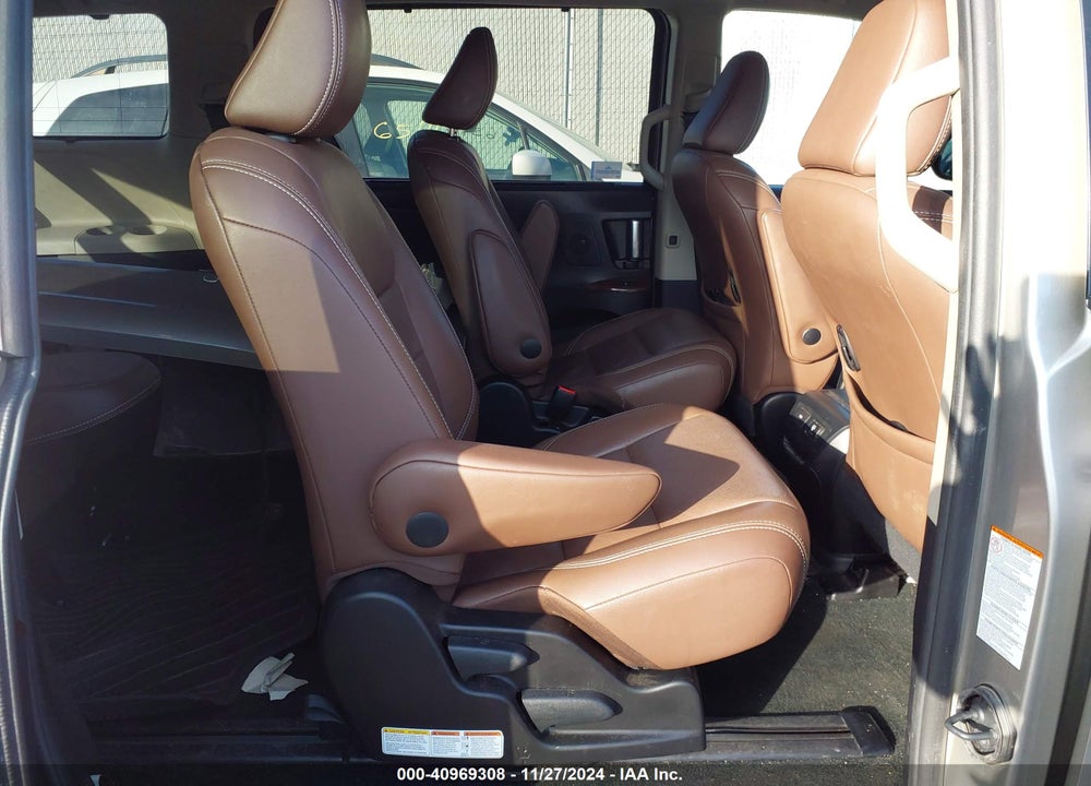 2016 TOYOTA SIENNA LIMITED PREMIUM 7 PASSENGER VIN: 5TDDK3DC2GS136042