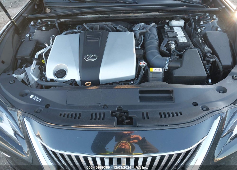 2021 LEXUS ES 350 VIN: 58ADZ1B12MU092881