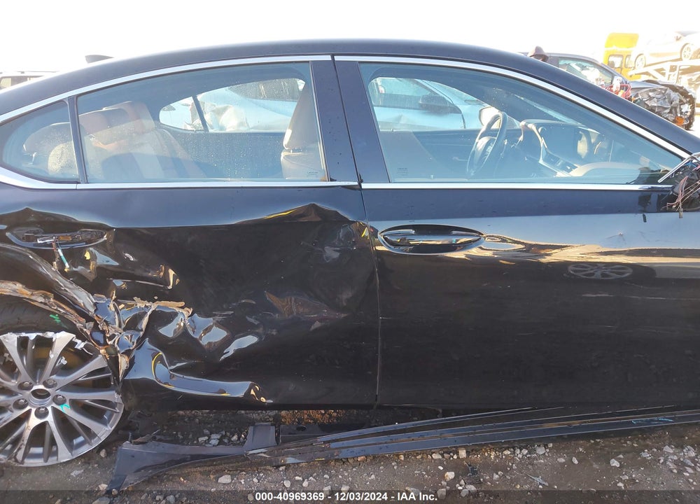 2021 LEXUS ES 350 VIN: 58ADZ1B12MU092881