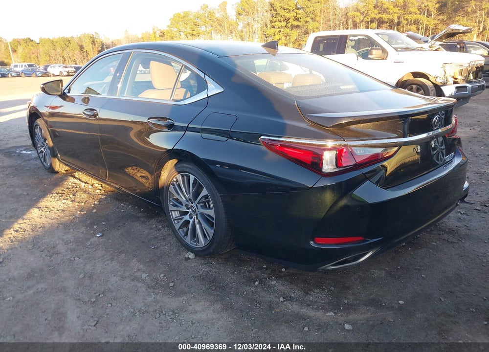 2021 LEXUS ES 350 VIN: 58ADZ1B12MU092881