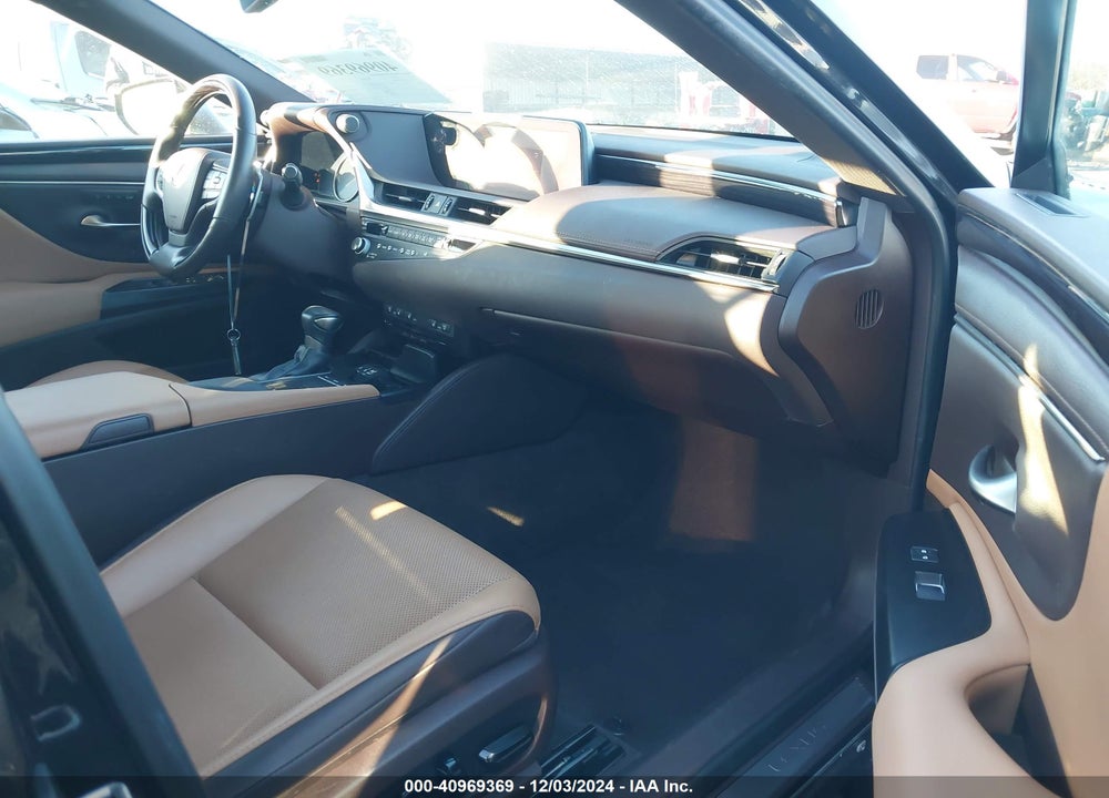 2021 LEXUS ES 350 VIN: 58ADZ1B12MU092881