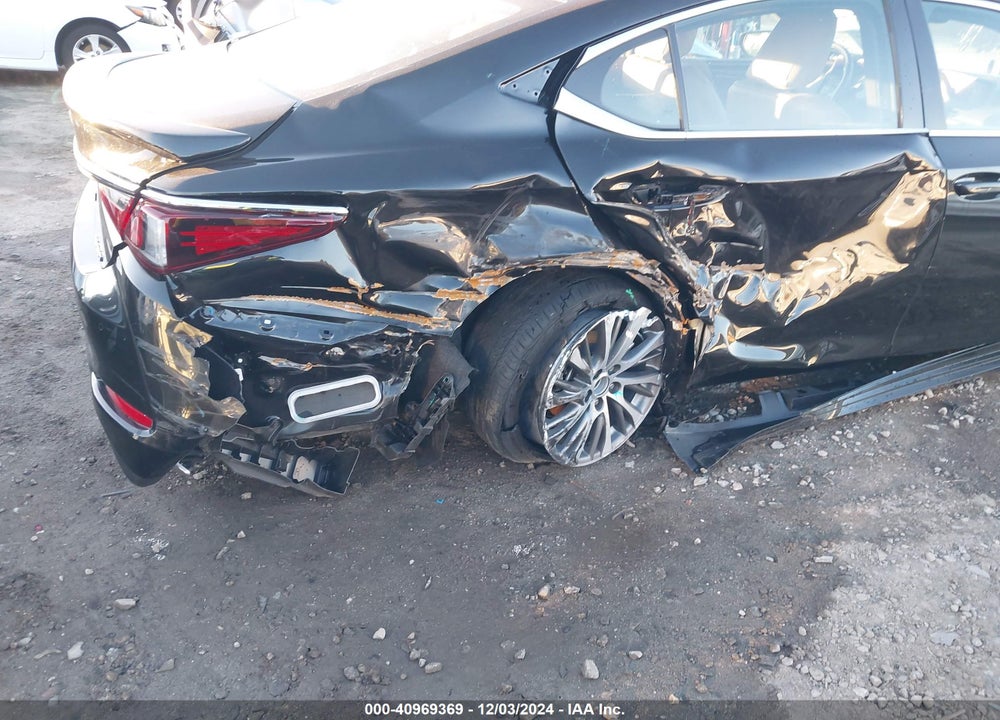 2021 LEXUS ES 350 VIN: 58ADZ1B12MU092881
