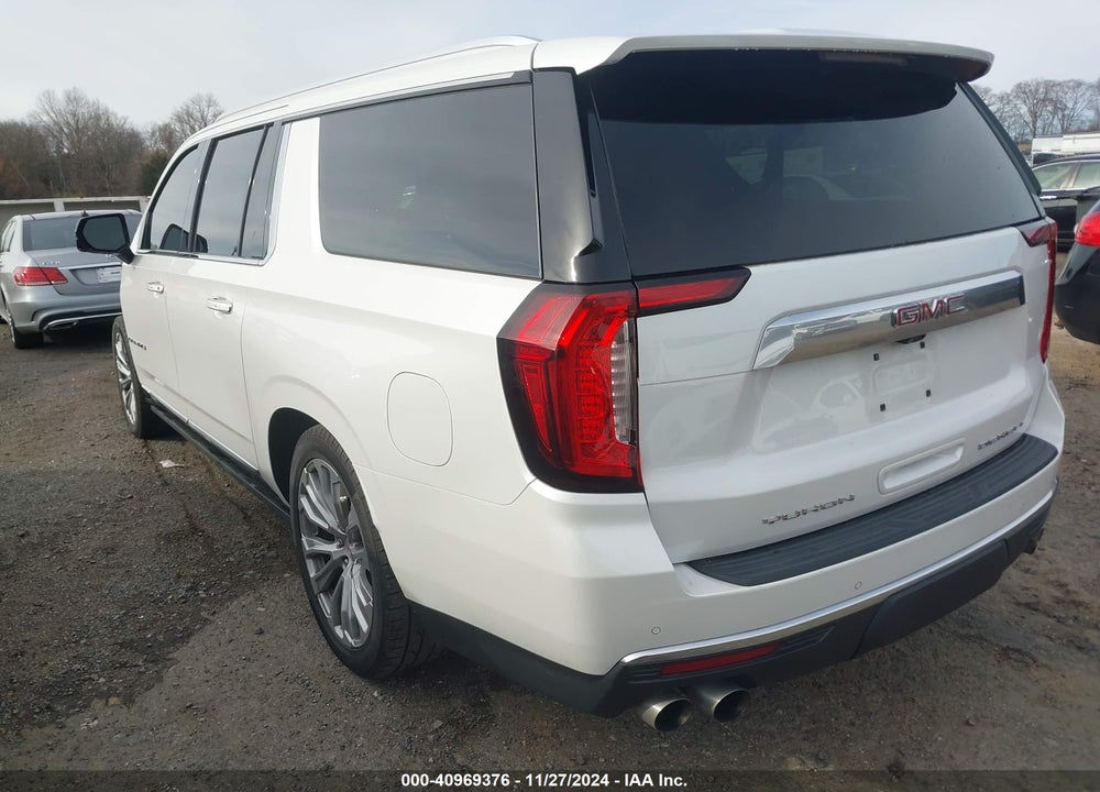 2021 GMC YUKON XL 4WD DENALI VIN: 1GKS2JKL9MR174350