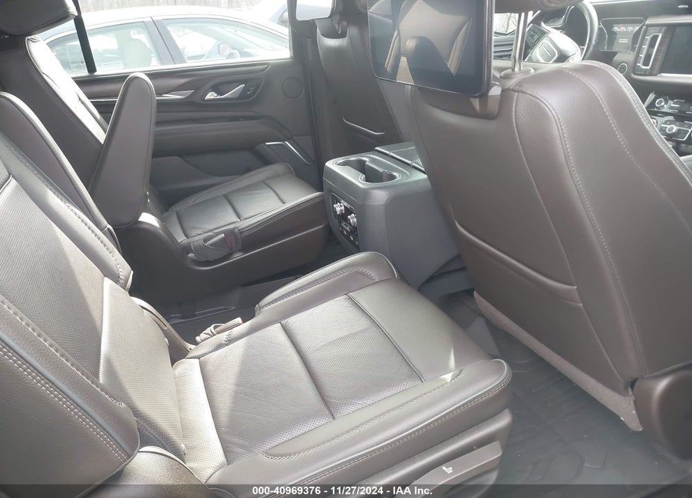 2021 GMC YUKON XL 4WD DENALI VIN: 1GKS2JKL9MR174350