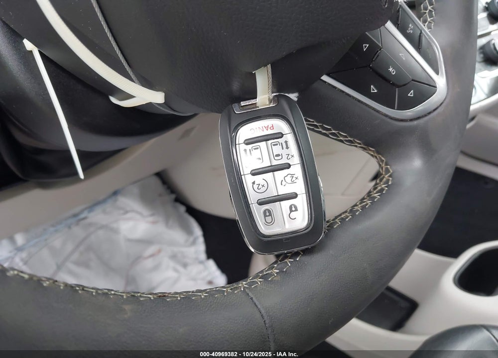 2022 CHRYSLER PACIFICA VIN: 2C4RC1BG8NR132239
