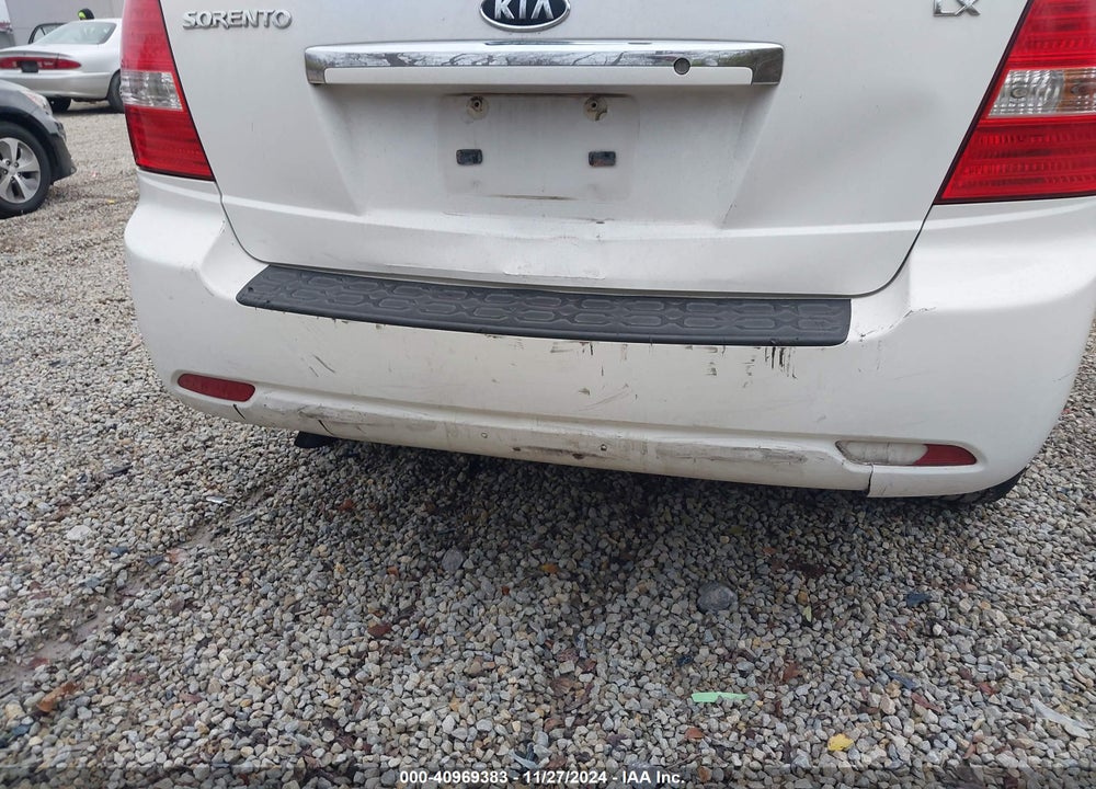 2007 KIA SORENTO LX VIN: KNDJC736675742355