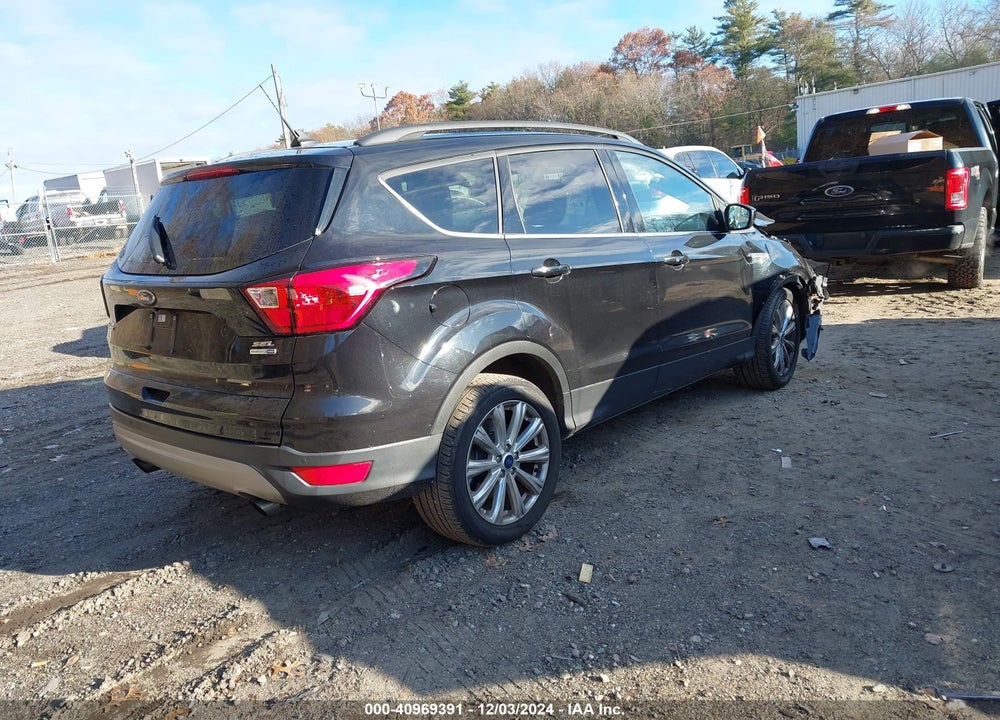 2019 FORD ESCAPE SEL VIN: 1FMCU9HD1KUB41521