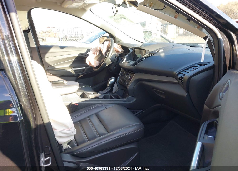 2019 FORD ESCAPE SEL VIN: 1FMCU9HD1KUB41521