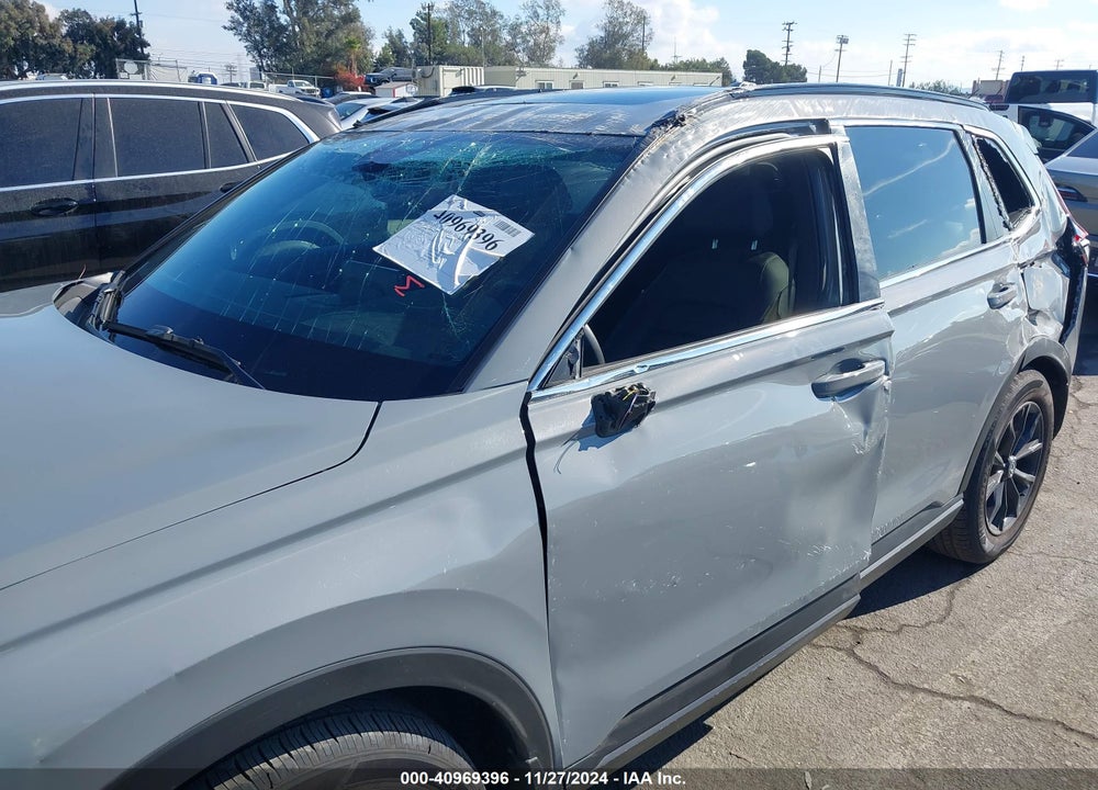 2025 HONDA CR-V HYBRID SPORT-L VIN: 5J6RS5H89SL000860