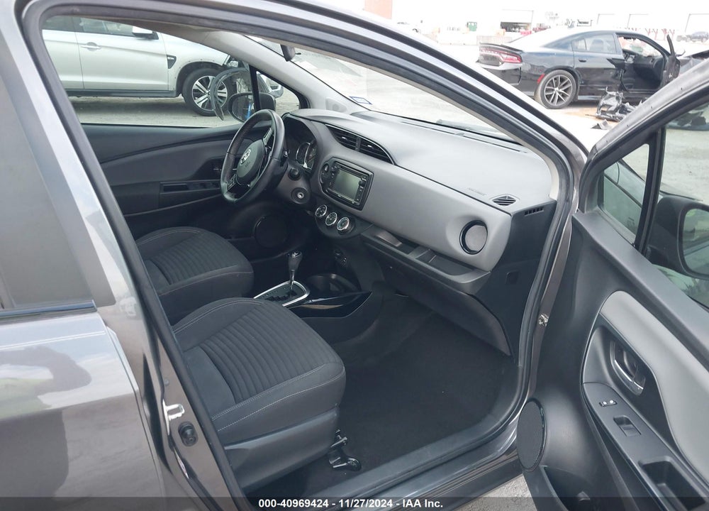 2015 TOYOTA YARIS SE VIN: VNKKTUD33FA025349