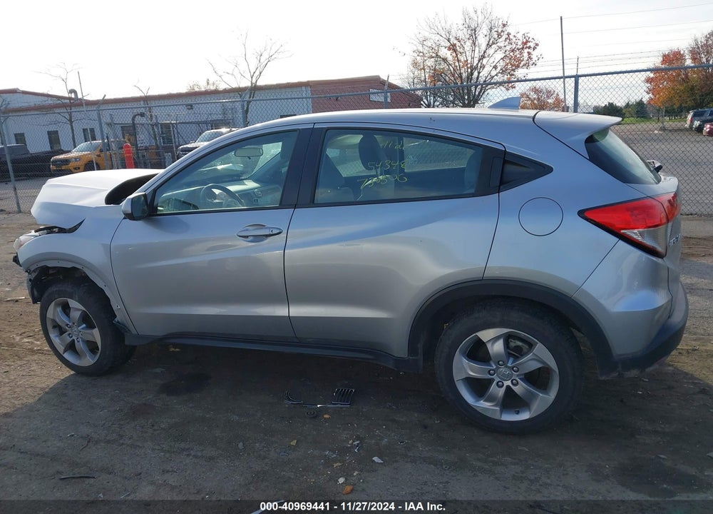 2019 HONDA HR-V LX VIN: 3CZRU6H30KG730500