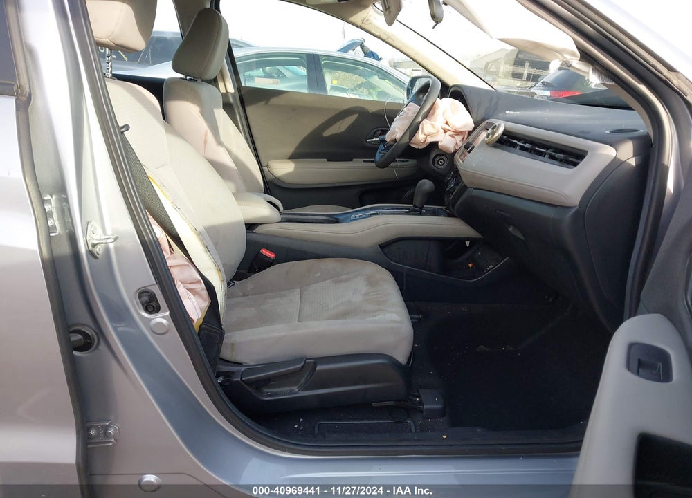 2019 HONDA HR-V LX VIN: 3CZRU6H30KG730500