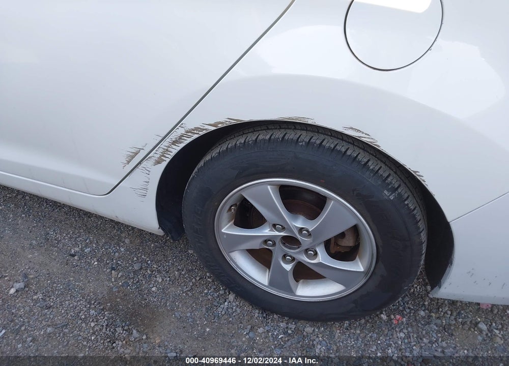 2014 HYUNDAI ELANTRA SE VIN: 5NPDH4AE5EH494779