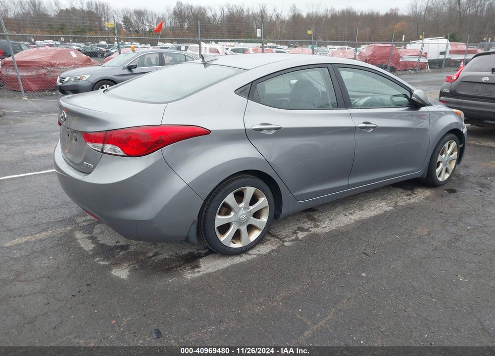 2013 HYUNDAI ELANTRA LIMITED VIN: KMHDH4AE3DU621660