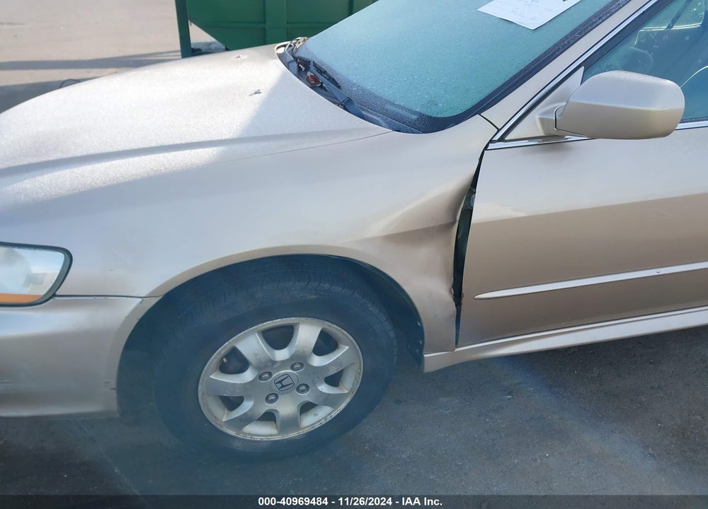 2002 HONDA ACCORD 2.3 EX VIN: 1HGCG56622A118289
