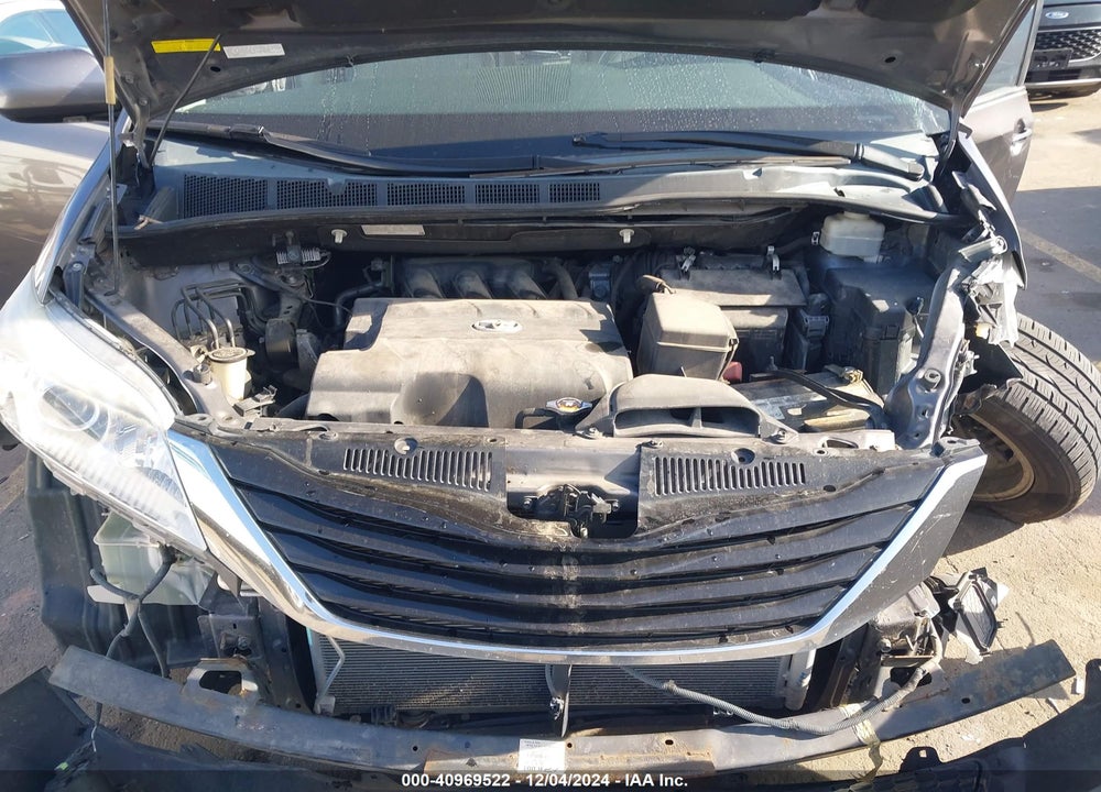 2011 TOYOTA SIENNA XLE LIMITED VIN: 5TDDK3DC1BS018623