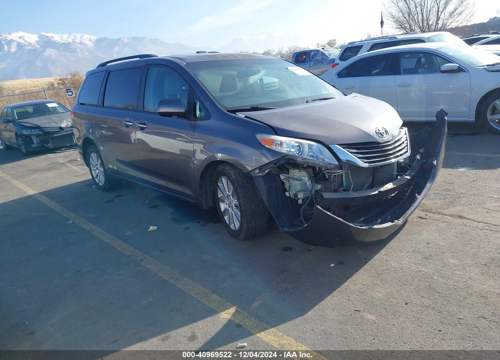 2011 TOYOTA SIENNA XLE LIMITED VIN: 5TDDK3DC1BS018623