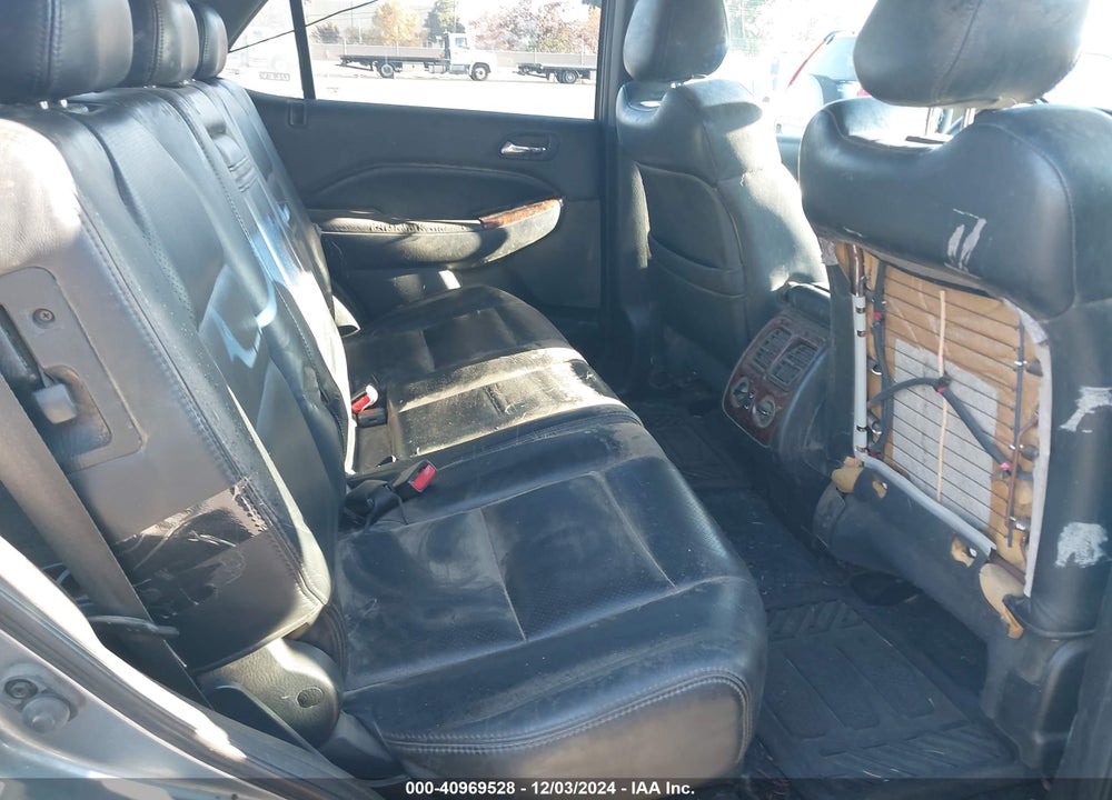2001 ACURA MDX VIN: 2HNYD18661H516179