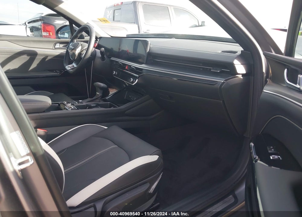 2025 KIA K5 GT LINE VIN: KNAG64J77S5275626