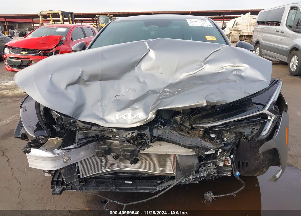 2025 KIA K5 GT LINE VIN: KNAG64J77S5275626