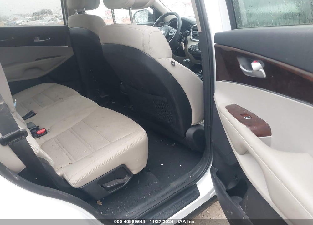 2016 KIA SORENTO 2.4L LX VIN: 5XYPG4A33GG036957