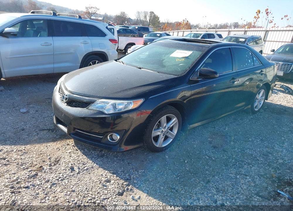 2013 TOYOTA CAMRY SE VIN: 4T1BF1FK4DU722510