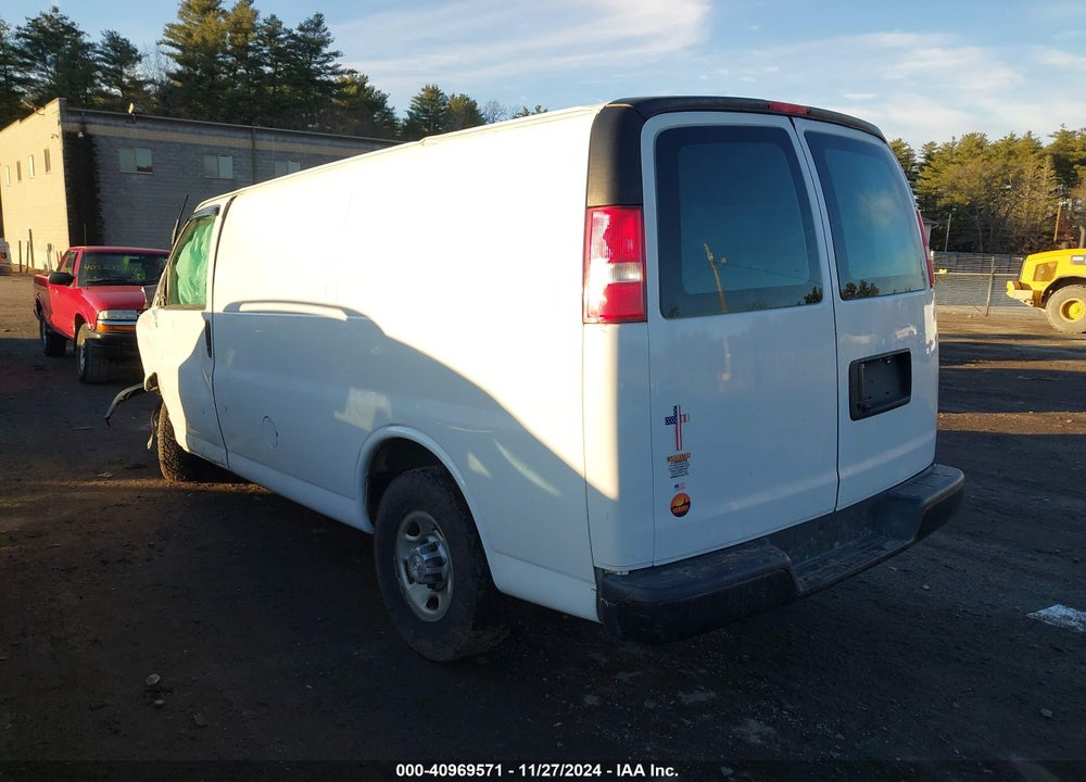 2018 CHEVROLET EXPRESS 2500 WORK VAN VIN: 1GCWGAFG2J1212863
