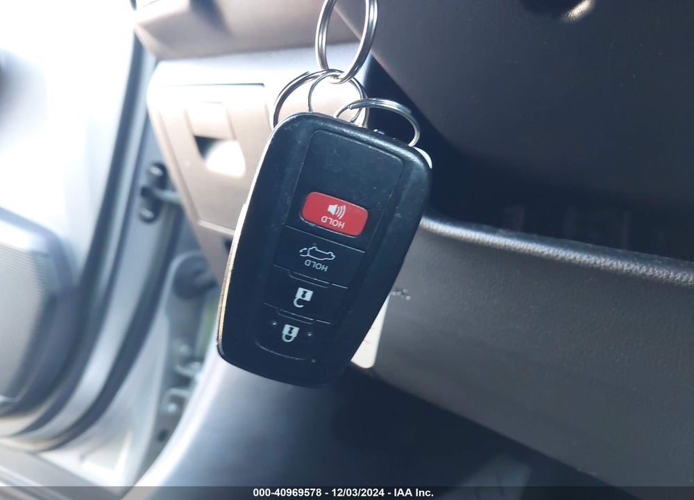 2020 TOYOTA HIGHLANDER LE VIN: 5TDZZRAHXLS015158