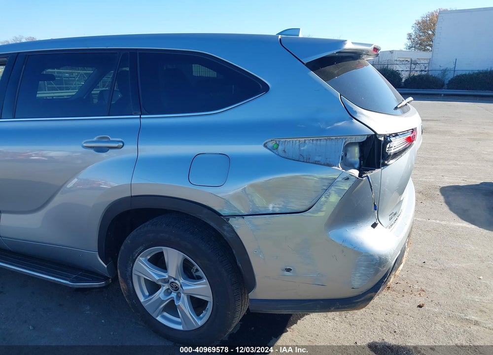 2020 TOYOTA HIGHLANDER LE VIN: 5TDZZRAHXLS015158