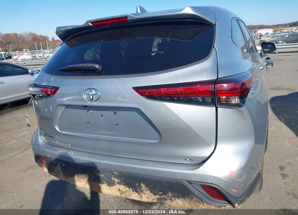 2020 TOYOTA HIGHLANDER LE VIN: 5TDZZRAHXLS015158