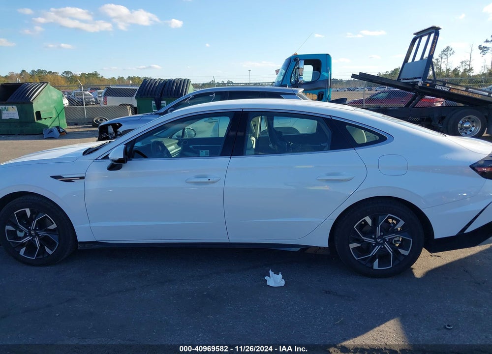2024 HYUNDAI SONATA SEL VIN: KMHL64JAXRA377898