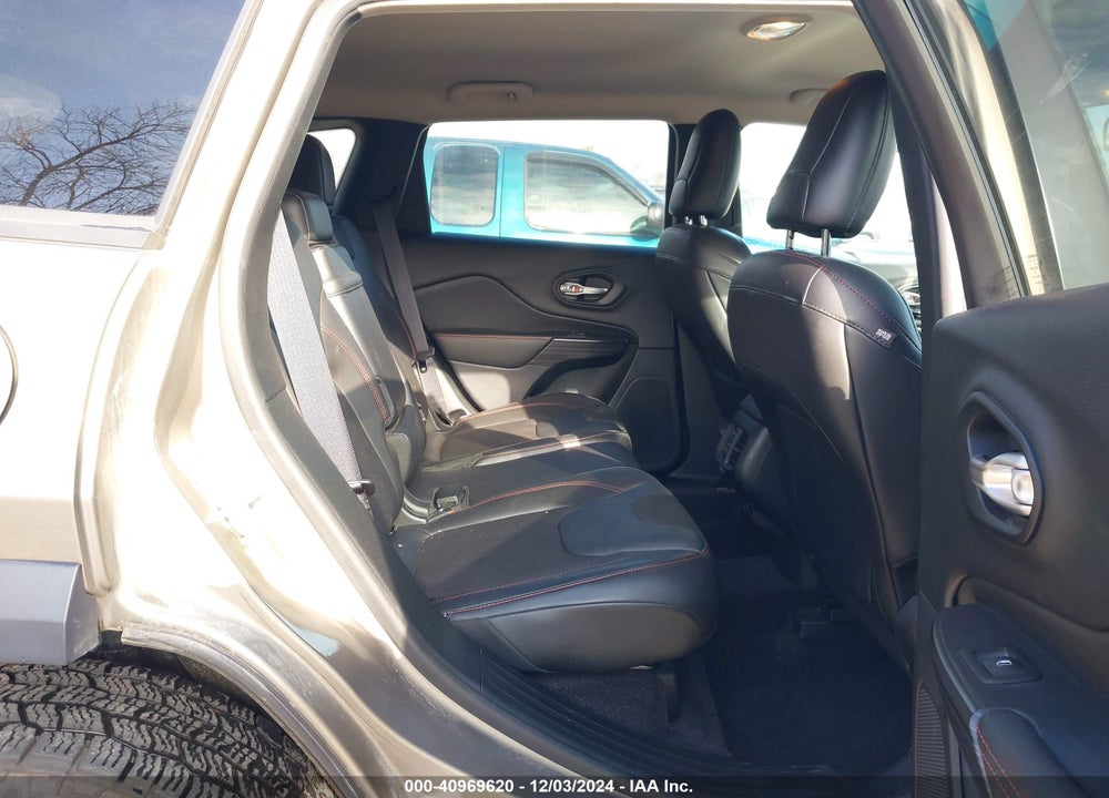 2016 JEEP CHEROKEE TRAILHAWK VIN: 1C4PJMBS2GW334636