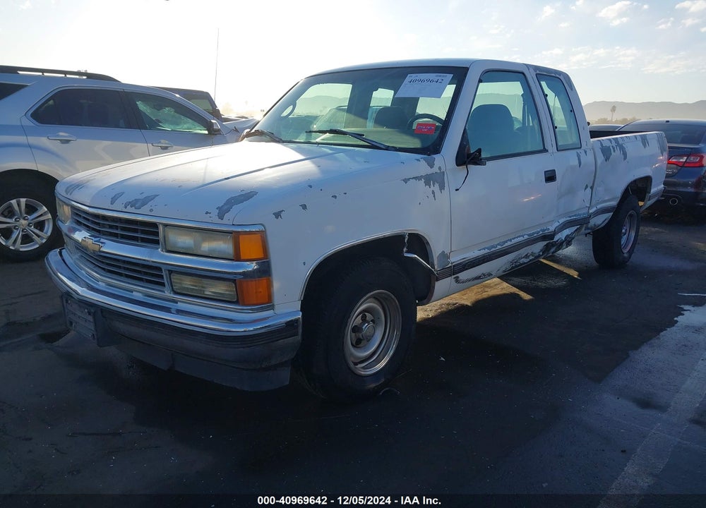 1996 CHEVROLET GMT-400 C1500 VIN: 2GCEC19M1T1184141