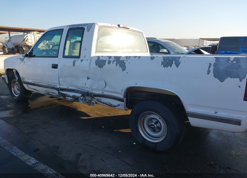 1996 CHEVROLET GMT-400 C1500 VIN: 2GCEC19M1T1184141