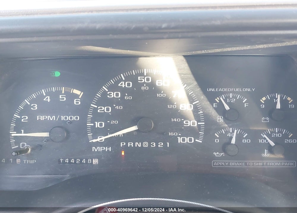 1996 CHEVROLET GMT-400 C1500 VIN: 2GCEC19M1T1184141