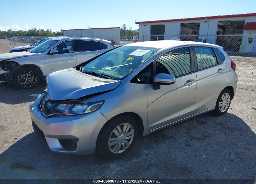2015 HONDA FIT LX VIN: 3HGGK5G52FM762972