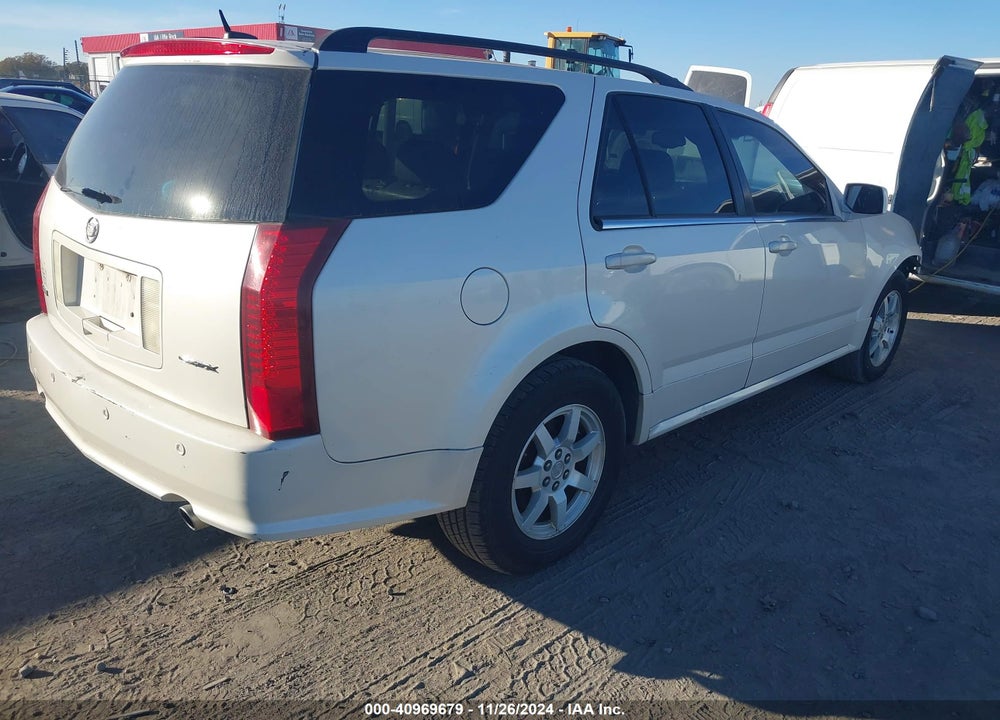 2005 CADILLAC SRX V6 VIN: 1GYEE637450215918