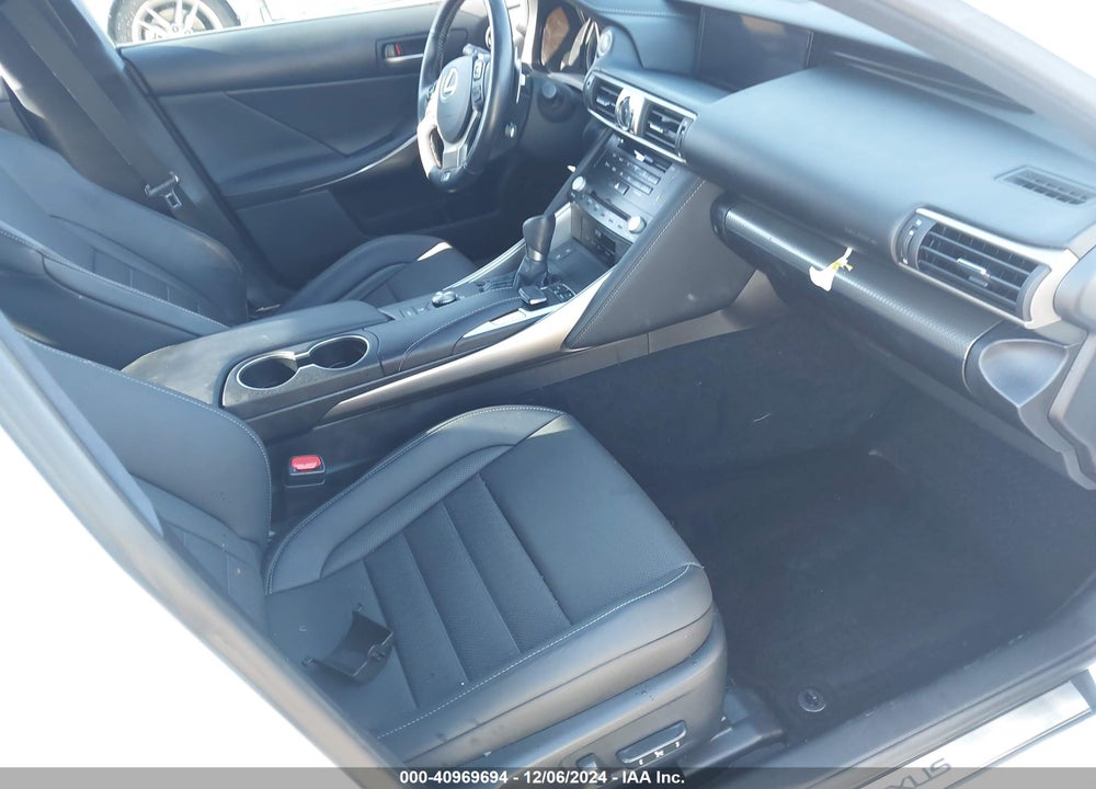 2017 LEXUS IS 350 VIN: JTHBE1D21H5029452