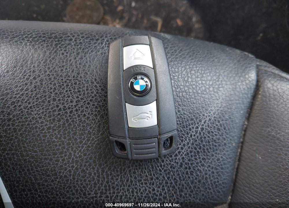 2014 BMW X1 XDRIVE28I VIN: WBAVL1C58EVY13328