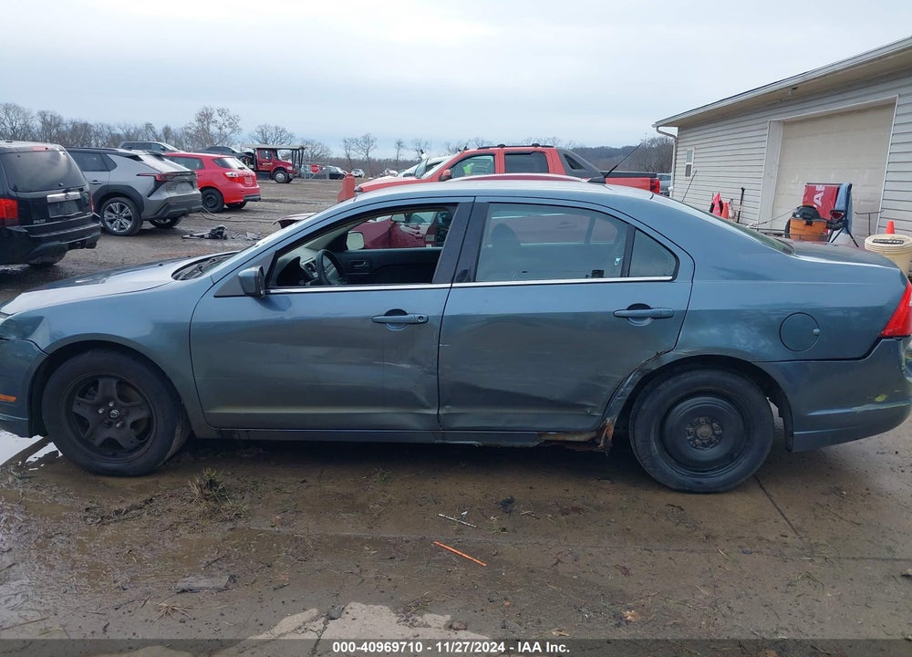2011 FORD FUSION VIN: 3FAHP0HA0BR147682