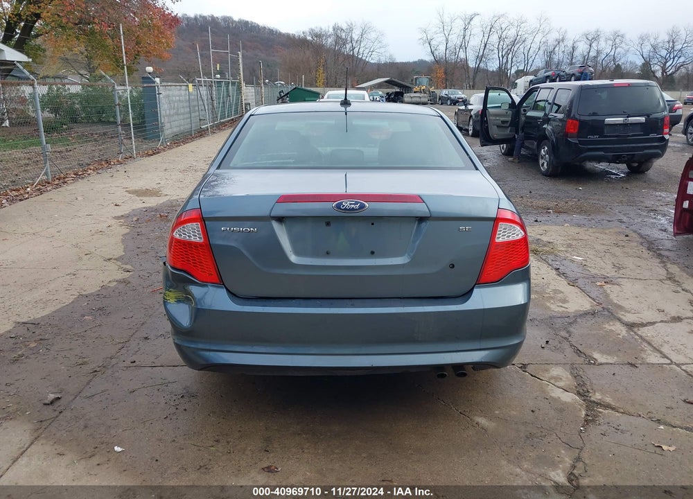 2011 FORD FUSION VIN: 3FAHP0HA0BR147682
