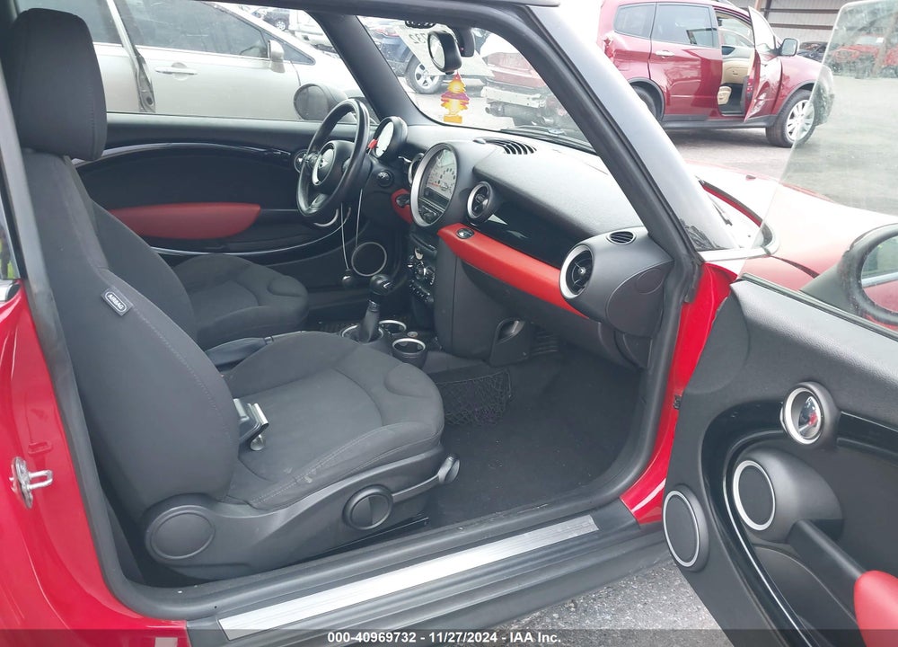 2013 MINI HARDTOP COOPER VIN: WMWSU3C5XDT548207