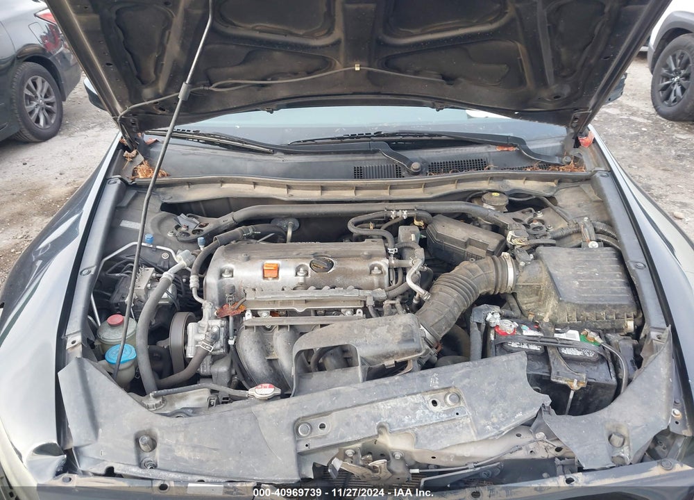 2012 HONDA ACCORD 2.4 EX-L VIN: 1HGCS1B82CA018578