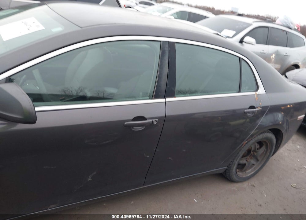 2011 CHEVROLET MALIBU LS VIN: 1G1ZA5E13BF160904